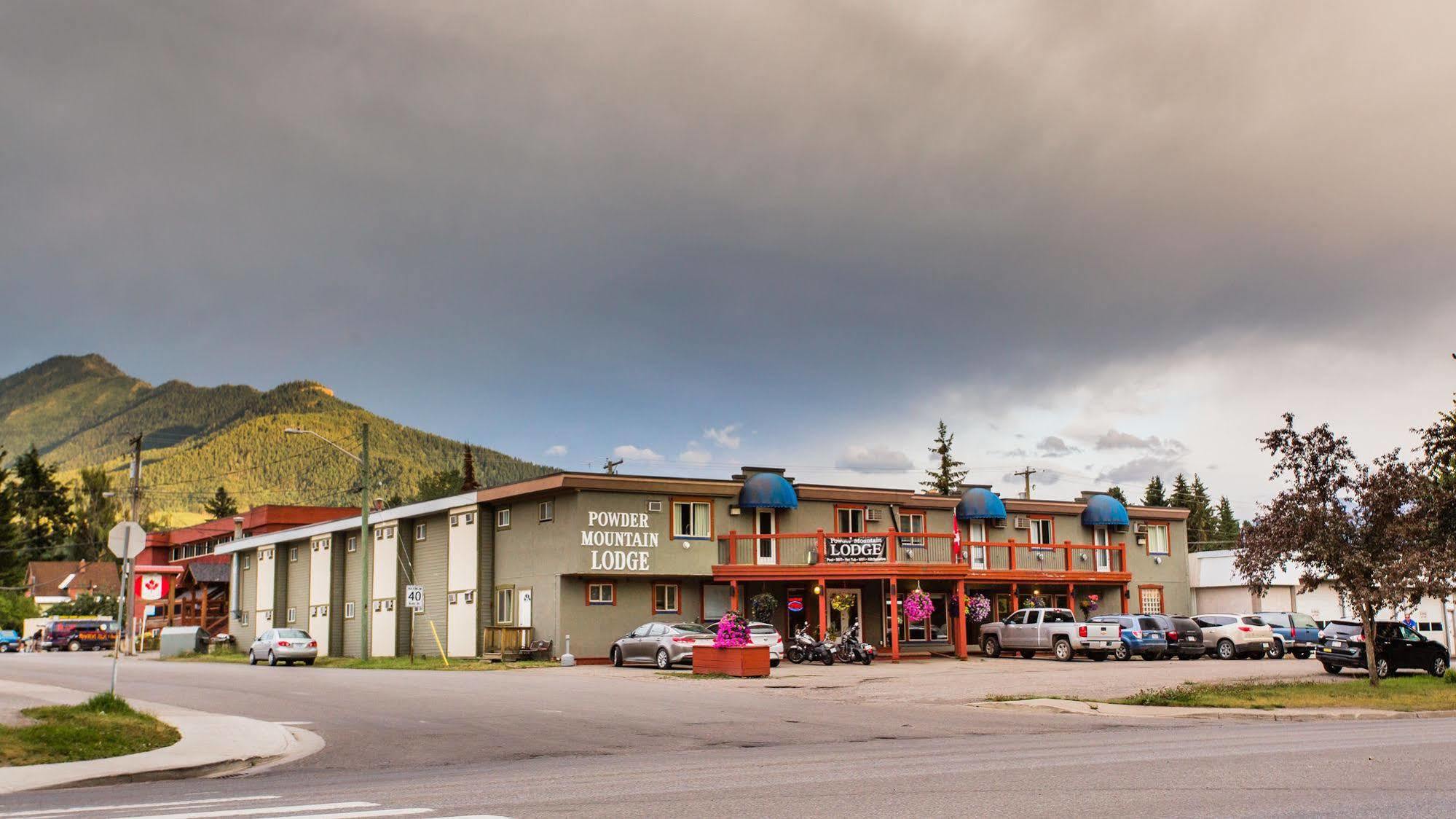 Powder Mountain Lodge Fernie Exterior photo